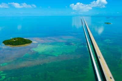 vista aerea de autopista hacia key west florida