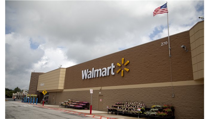 parqueo de supermercado walmart en miami