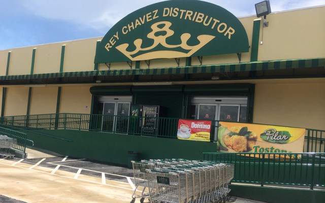 mercado de alimentos al por mayor rey chavez en miami